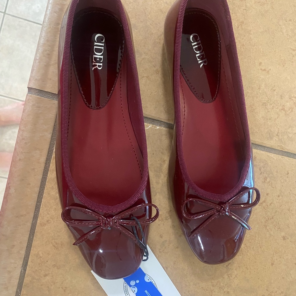 Cider Maroon Flats with Bow Accent